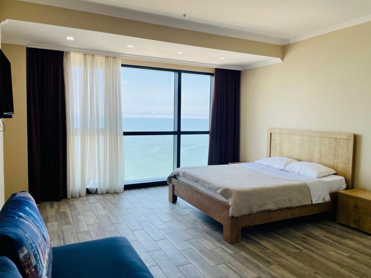 Balmaral Apart Hotel Batumi Exterior foto